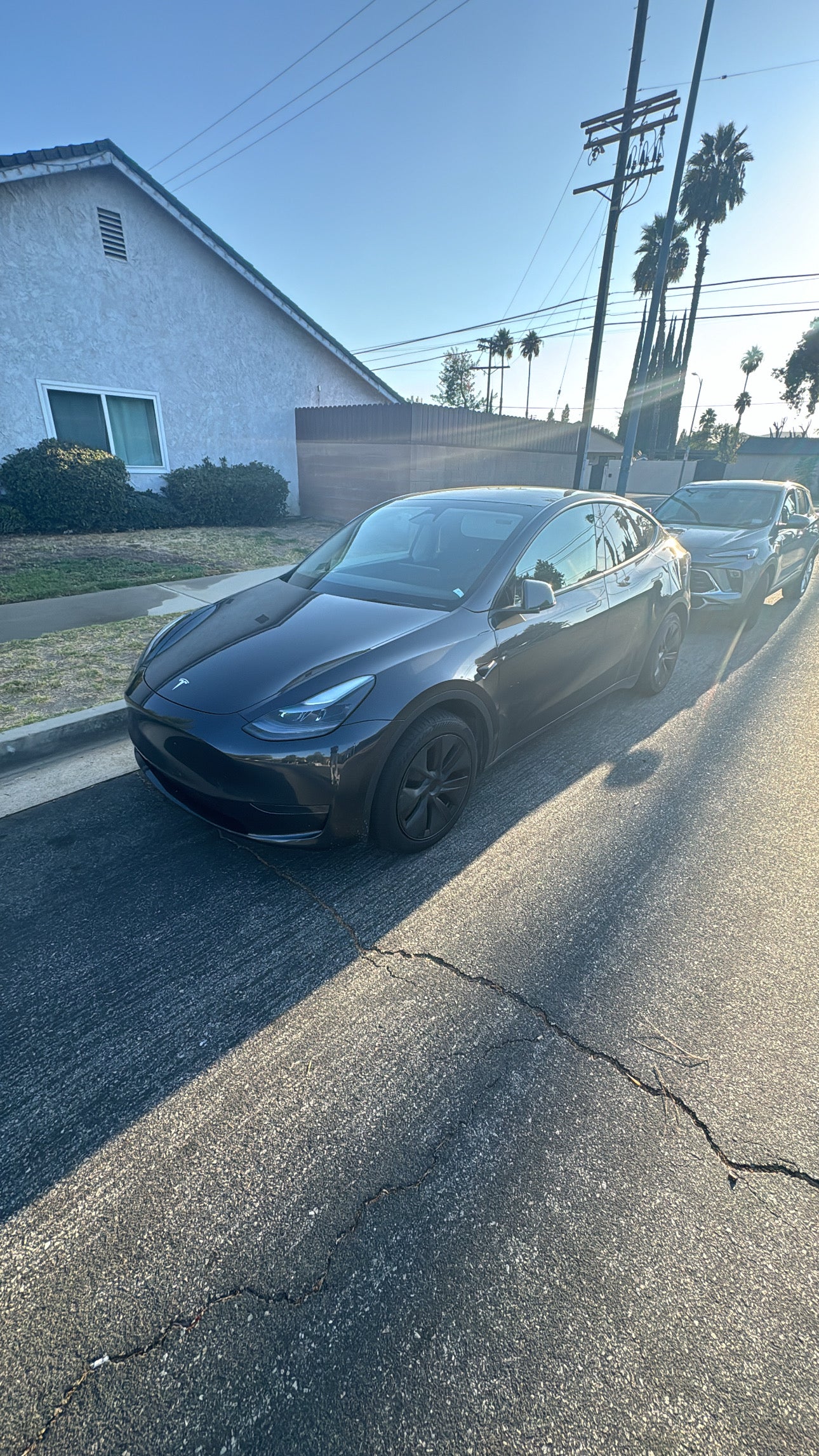 Tesla Model Y 24’